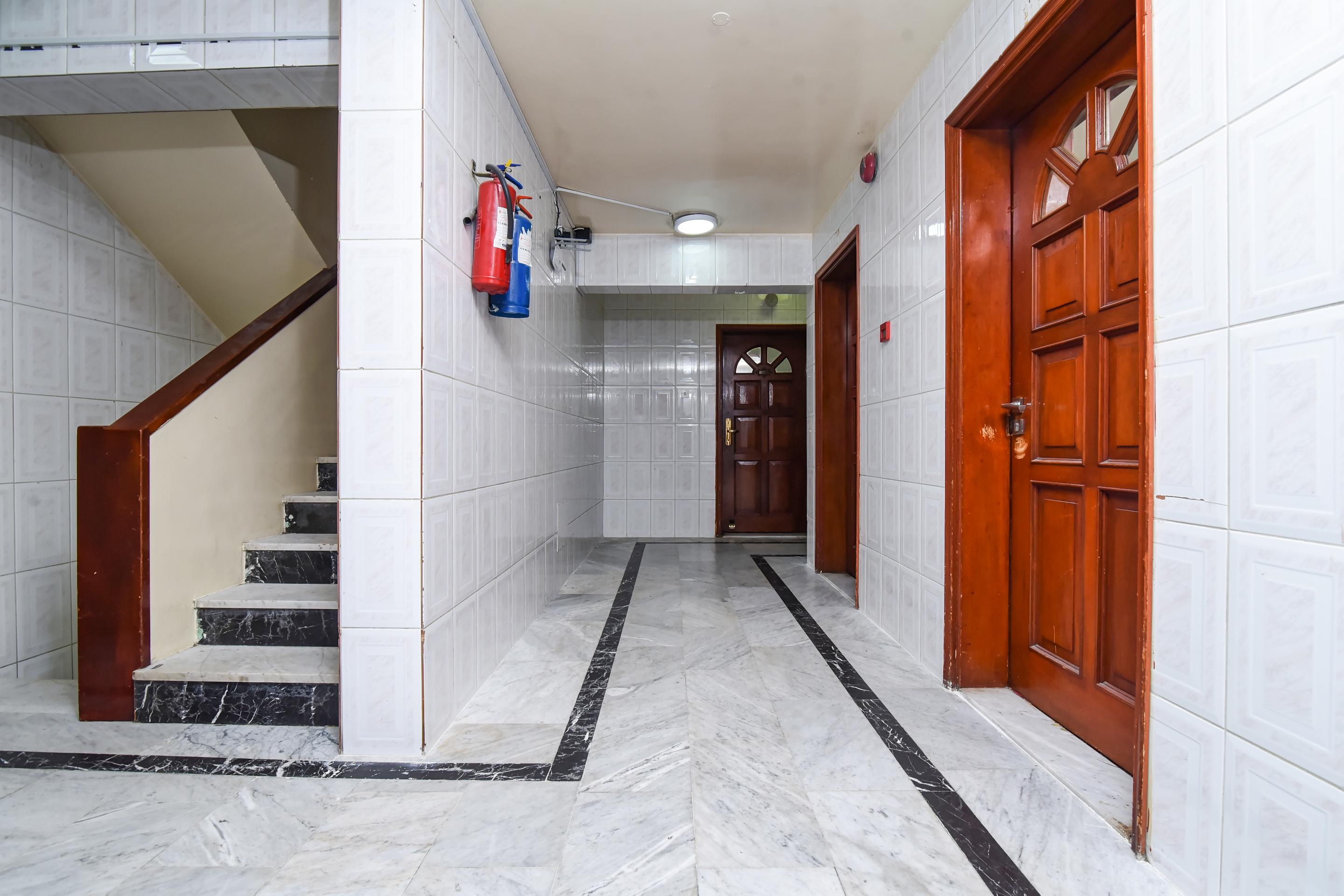 Oyo 157 Al Khaima Hotel Дубай Екстер'єр фото